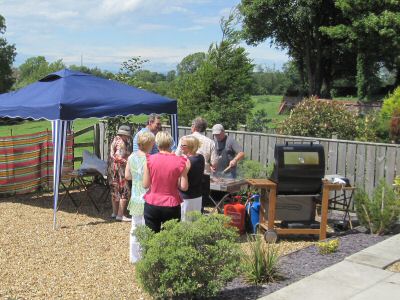 {short description of image}