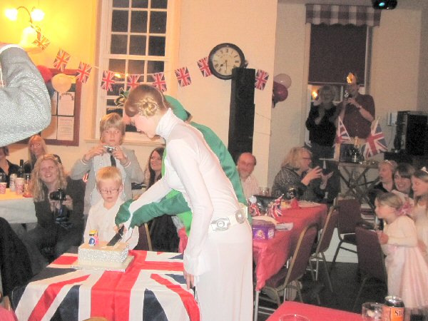 {short description of image}